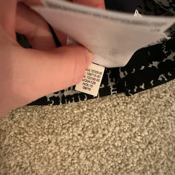 Banana Republic Black and White Skater Mini Skirt - Picture 9 of 10